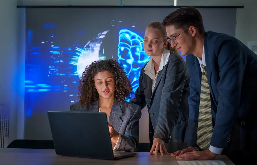 How Innova Trains Business Leaders in AI Tools img 4